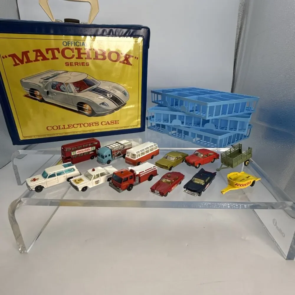 Matchbox Series Collector's Case with Assorted Vehicles 1960s vintage